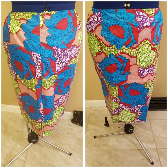 Classy Lady in Turquoise Clearance - Picture 5 of 8